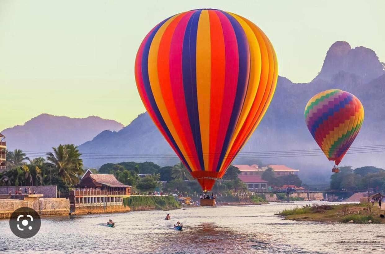 Vang Vieng Bungalows エクステリア 写真