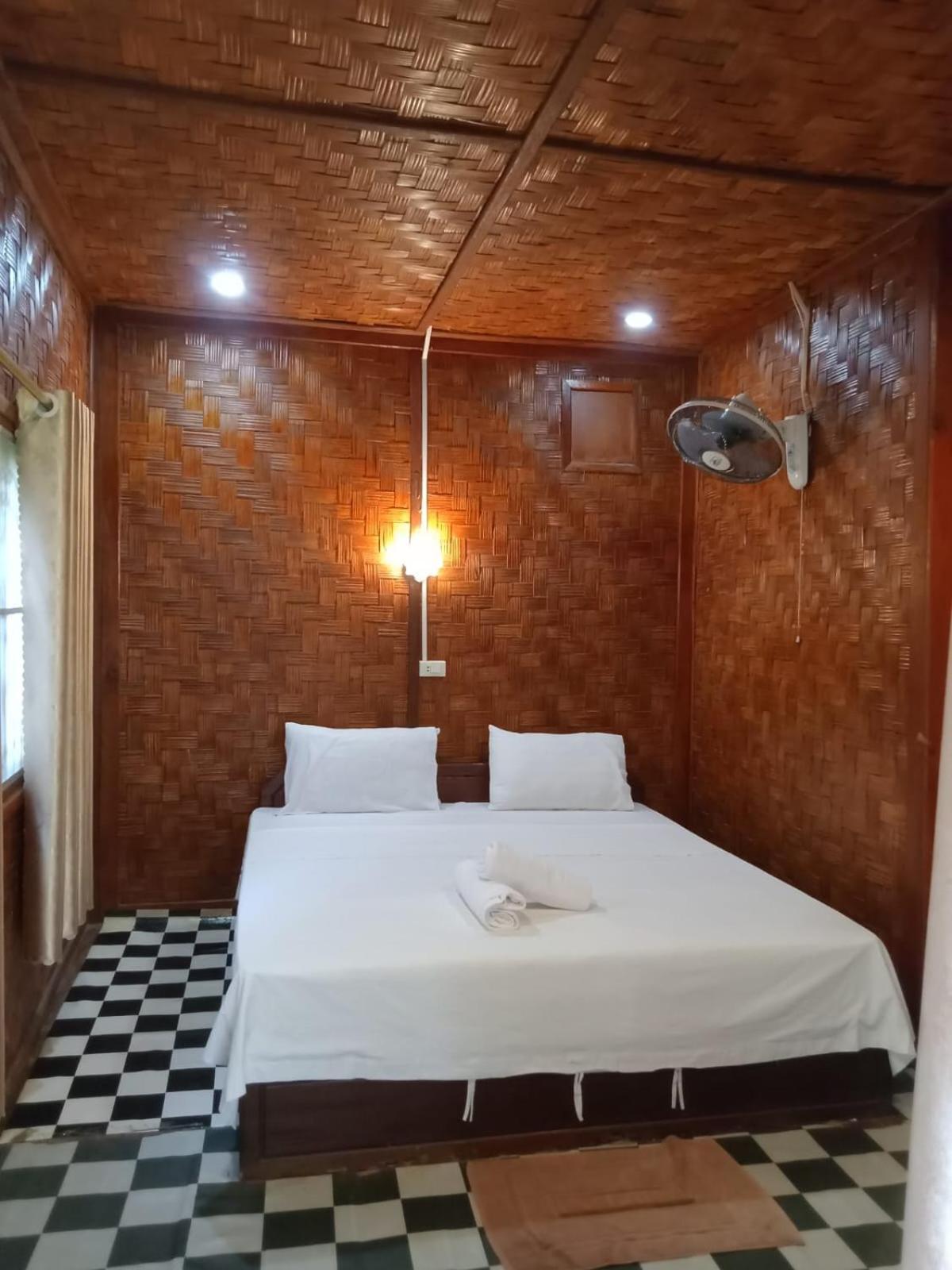 Vang Vieng Bungalows エクステリア 写真